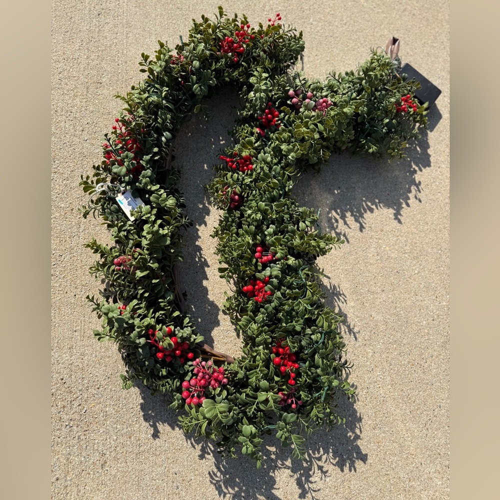 Frontgate Garland - 6 ft - NWT